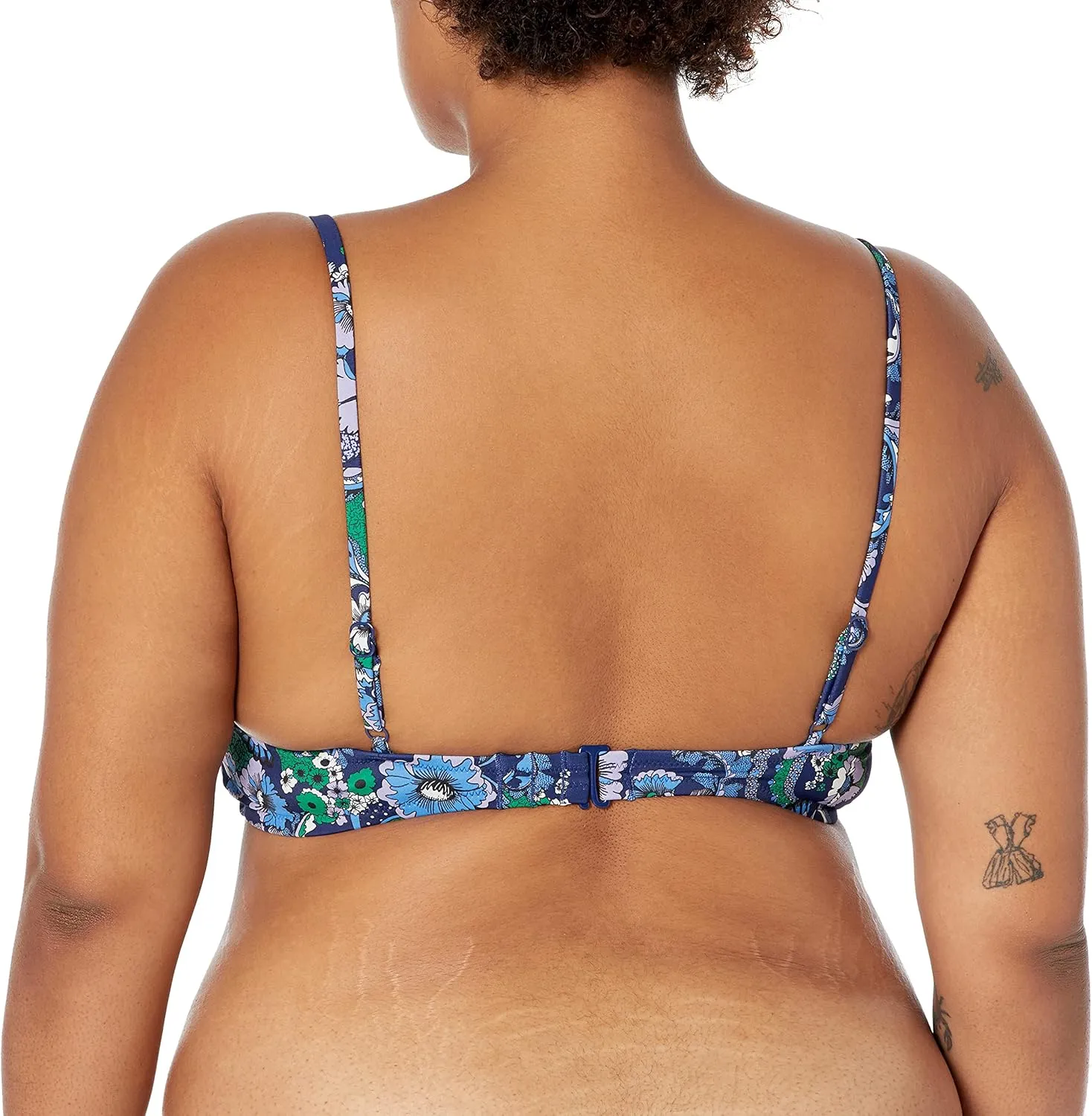 Amazon Essentials Women's Light-Support Classic Bikini Swimsuit Top