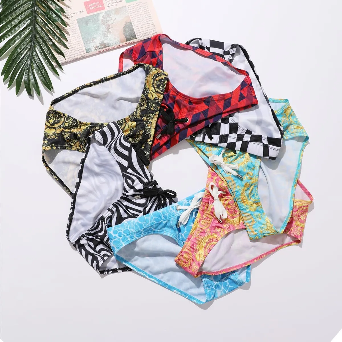 Arjen Kroos Men's Sexy Printed Swim Briefs Tagless Bikini Pattern Swimwear with Drawstrings