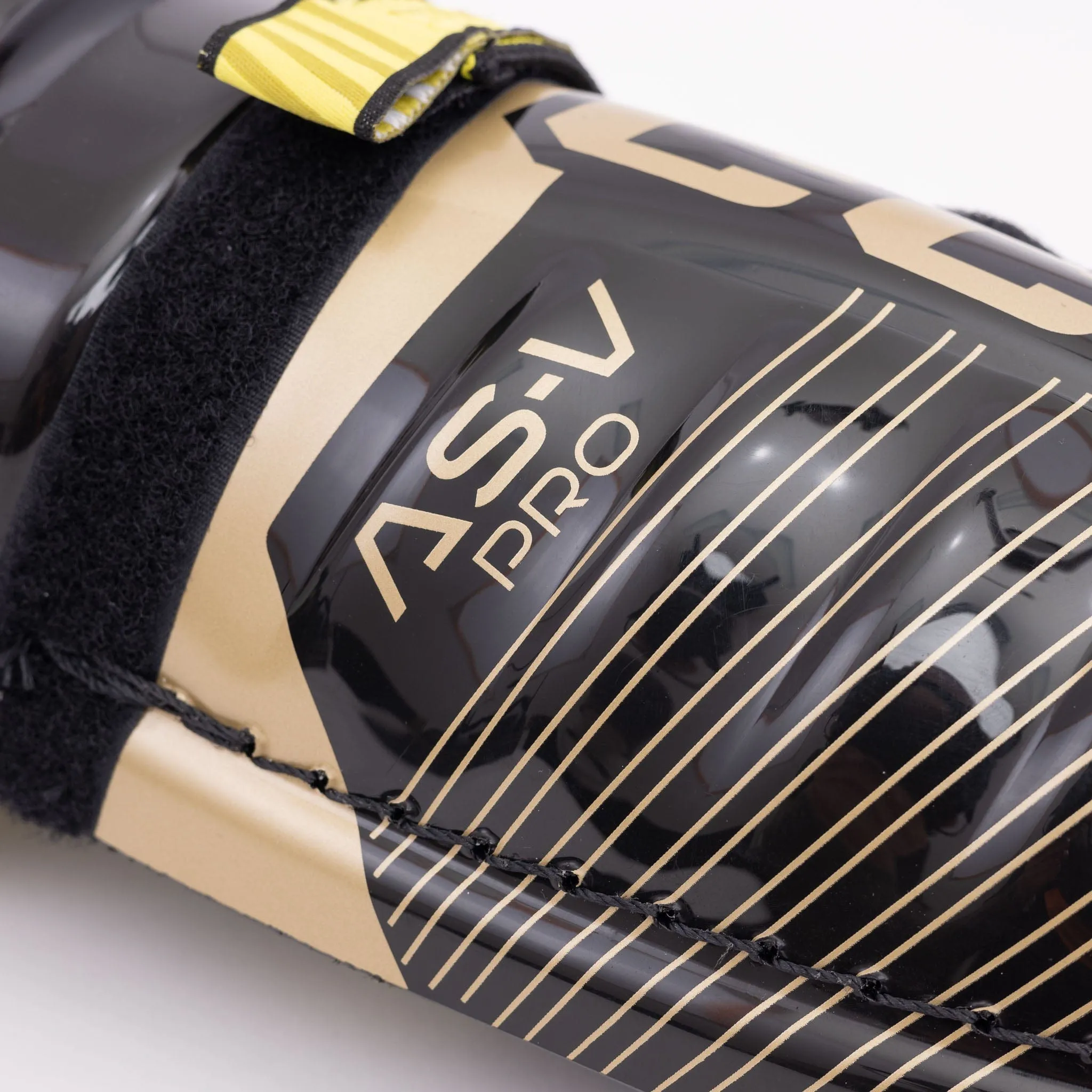CCM Tacks AS-V Pro Youth Hockey Shin Guards