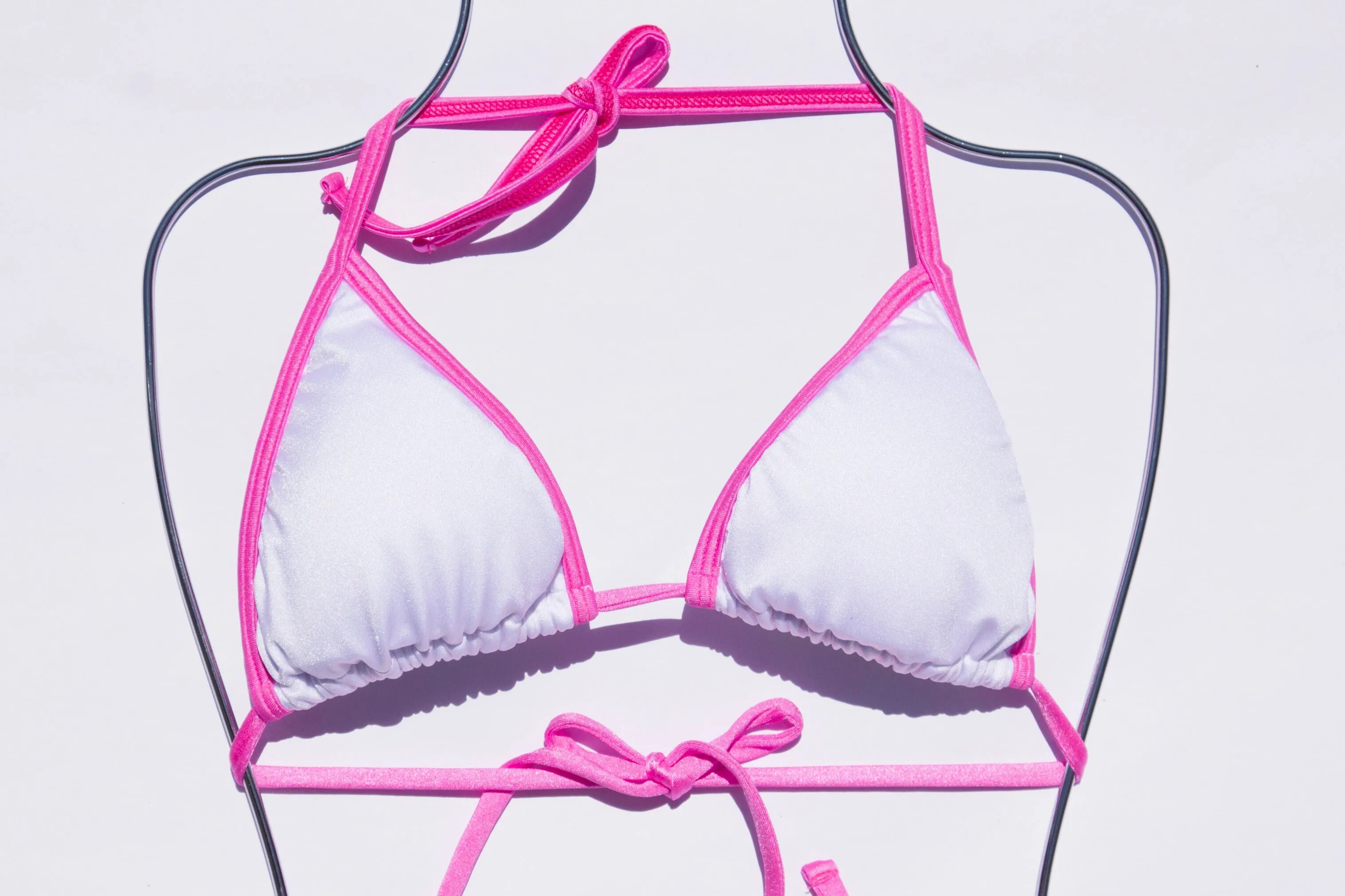 CLEO BIKINI TOP - BARBIE AND WHITE