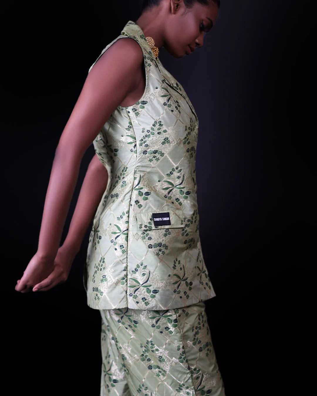 Dune Silk Pant Suit In Green RTS