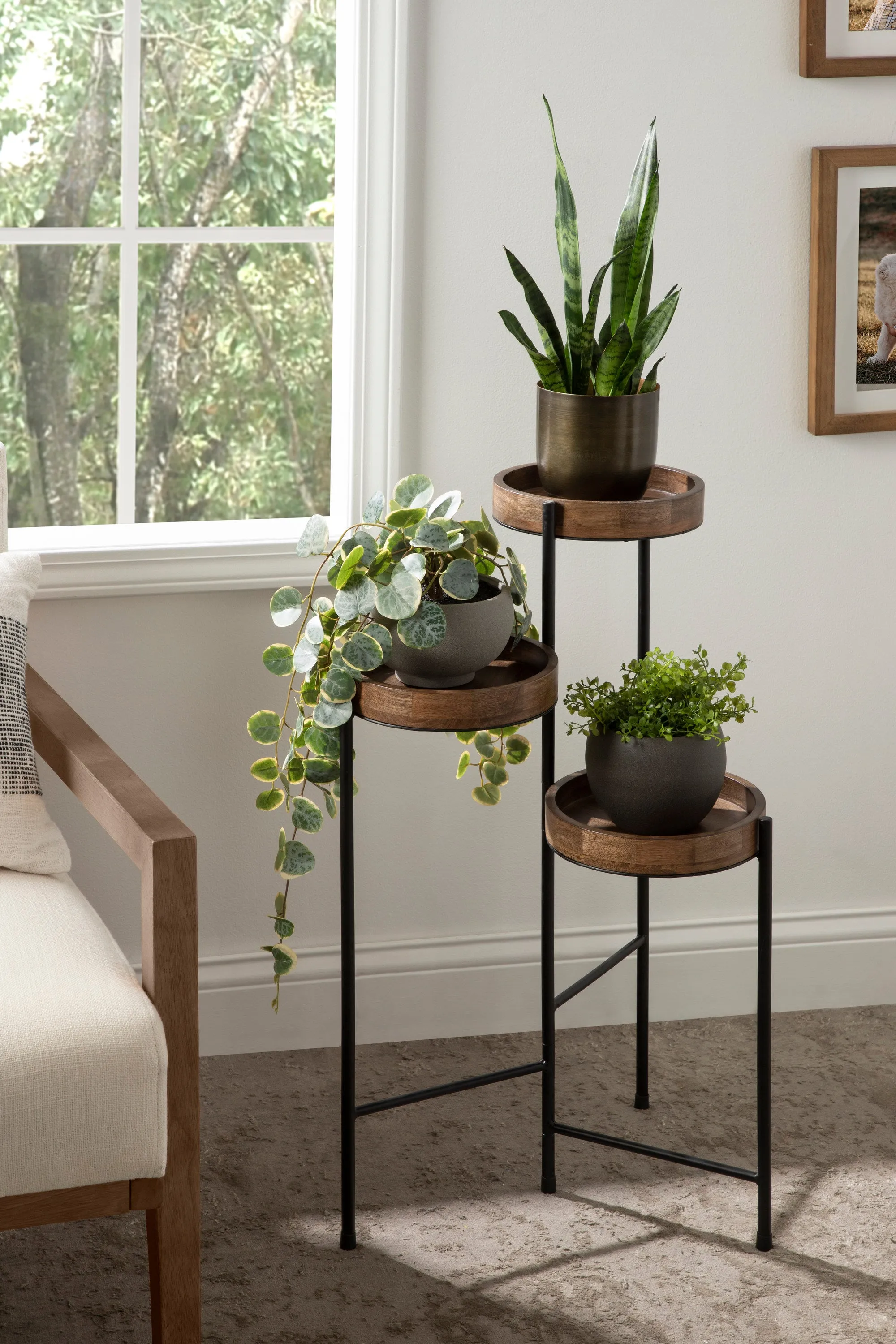 Finn Metal Tri-Level Plant Stand