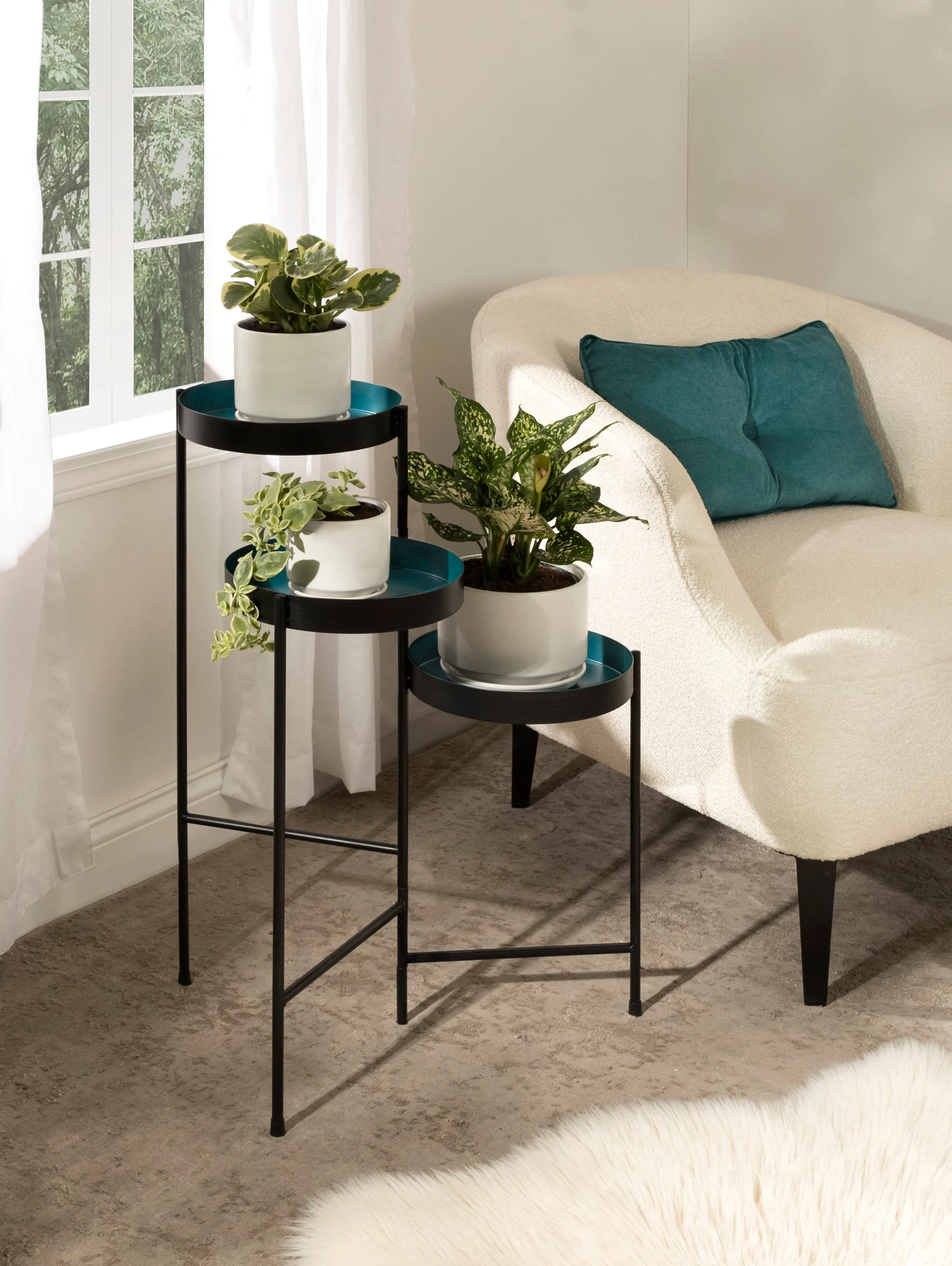 Finn Metal Tri-Level Plant Stand