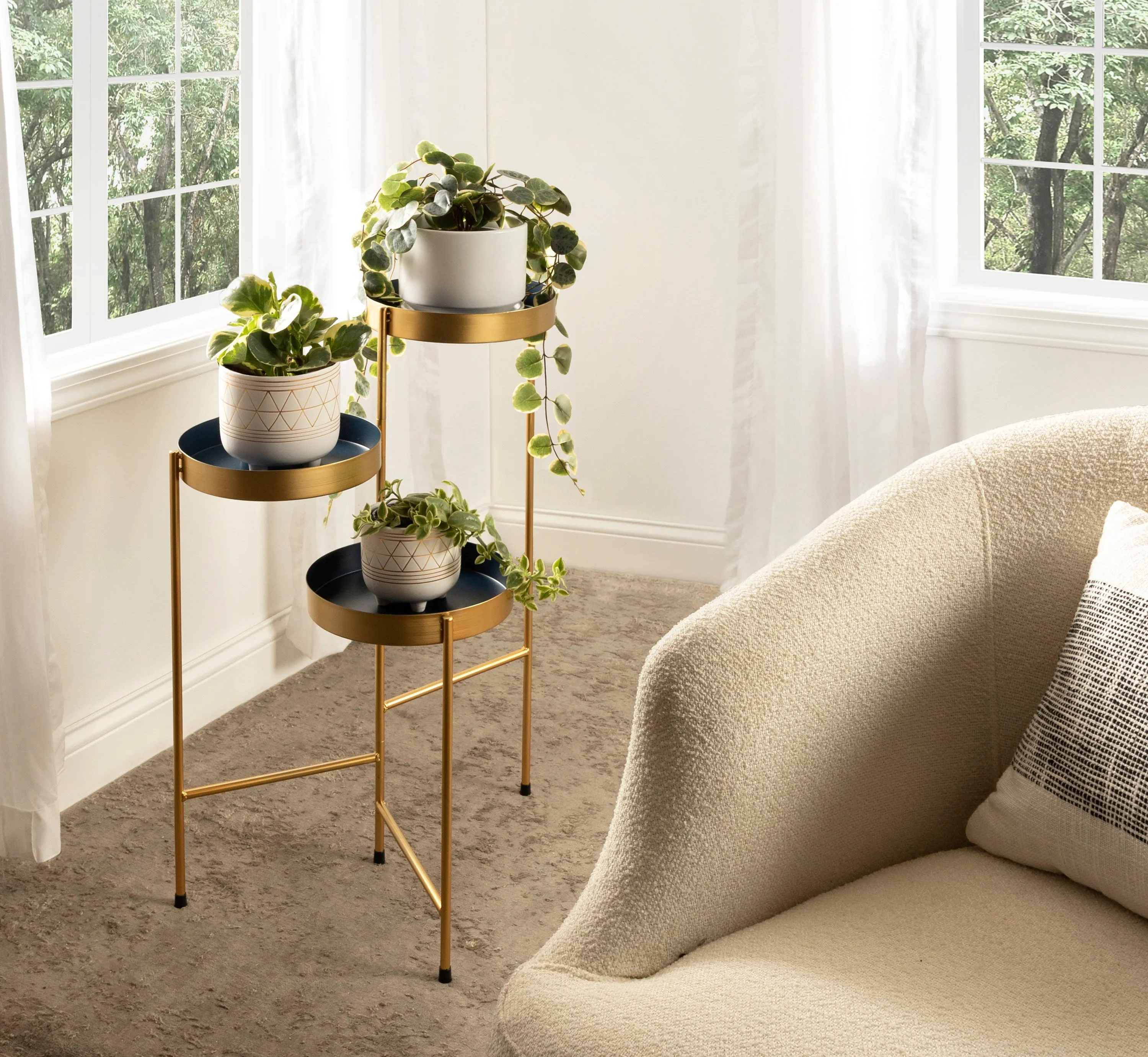 Finn Metal Tri-Level Plant Stand