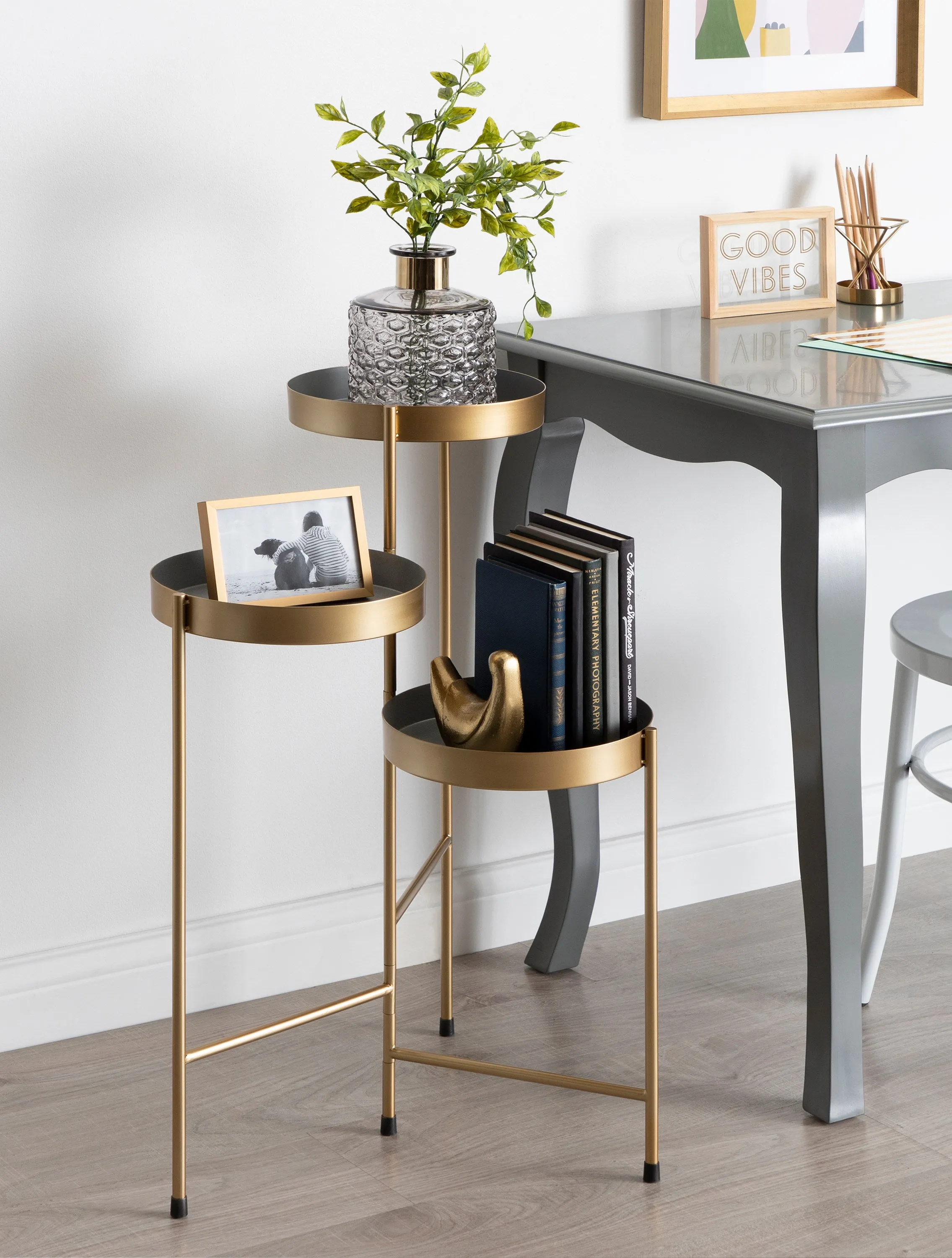 Finn Metal Tri-Level Plant Stand