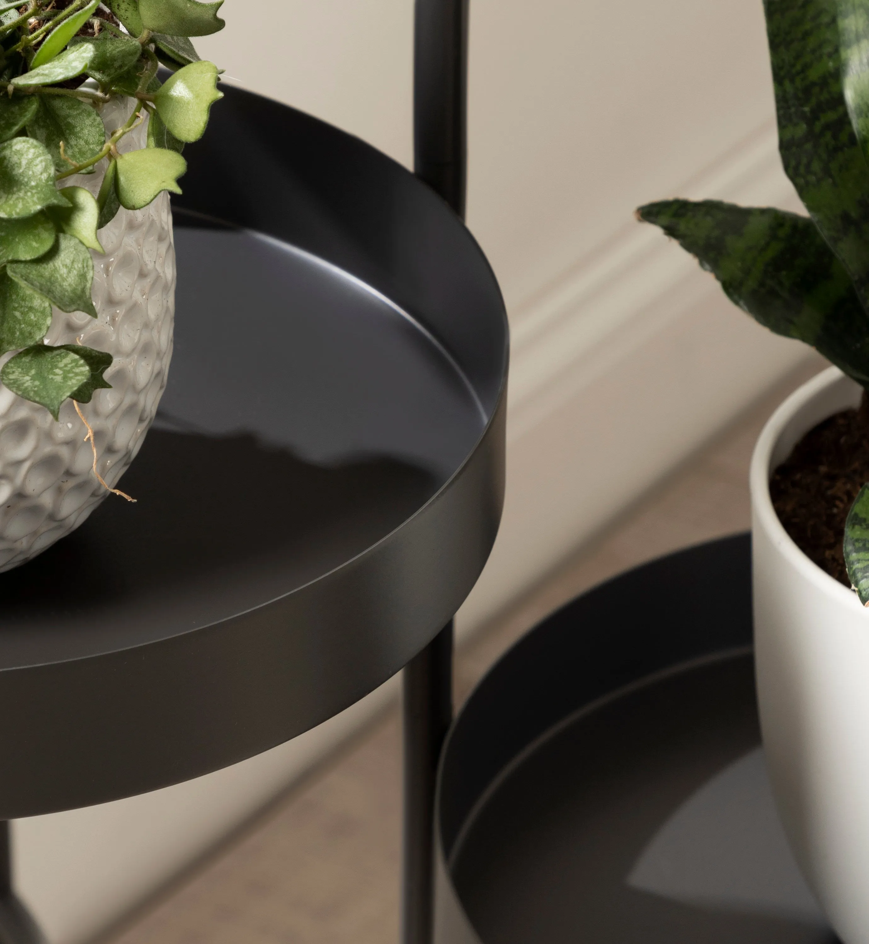 Finn Metal Tri-Level Plant Stand