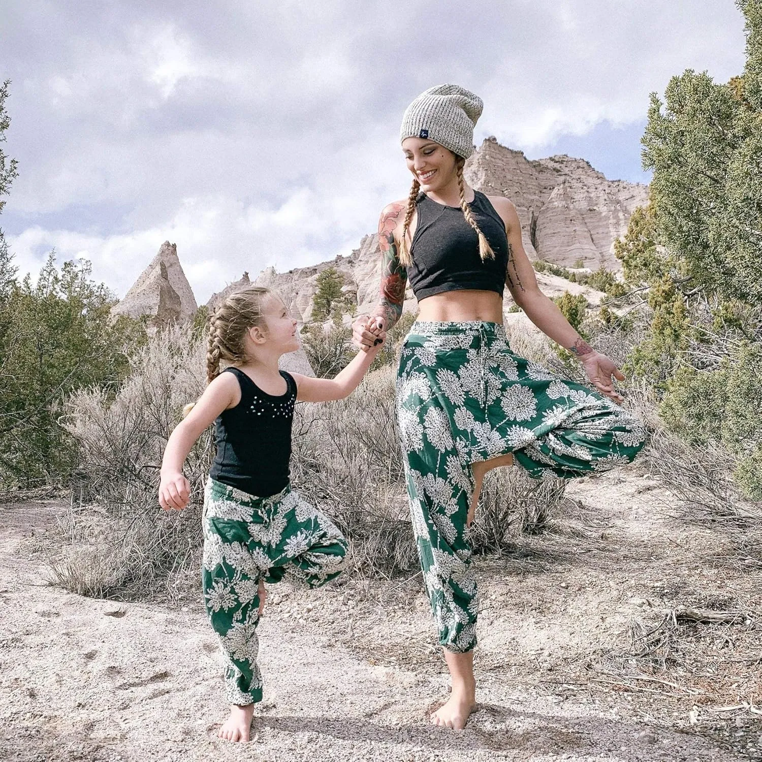 Harem Boho Cotton Summer Pants for Women, Loose Lightweight Pants for Women with Pockets, Womens Casual Beach and Yoga Pants
