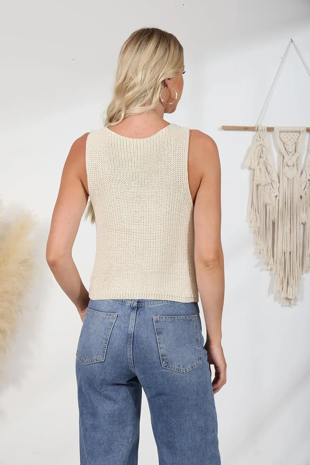 NASKY Women's V-Neck Sleeveless Sweater Vest - Versatile Pocket Design, Ideal for Spring & Fall Layering or Standalone Wear