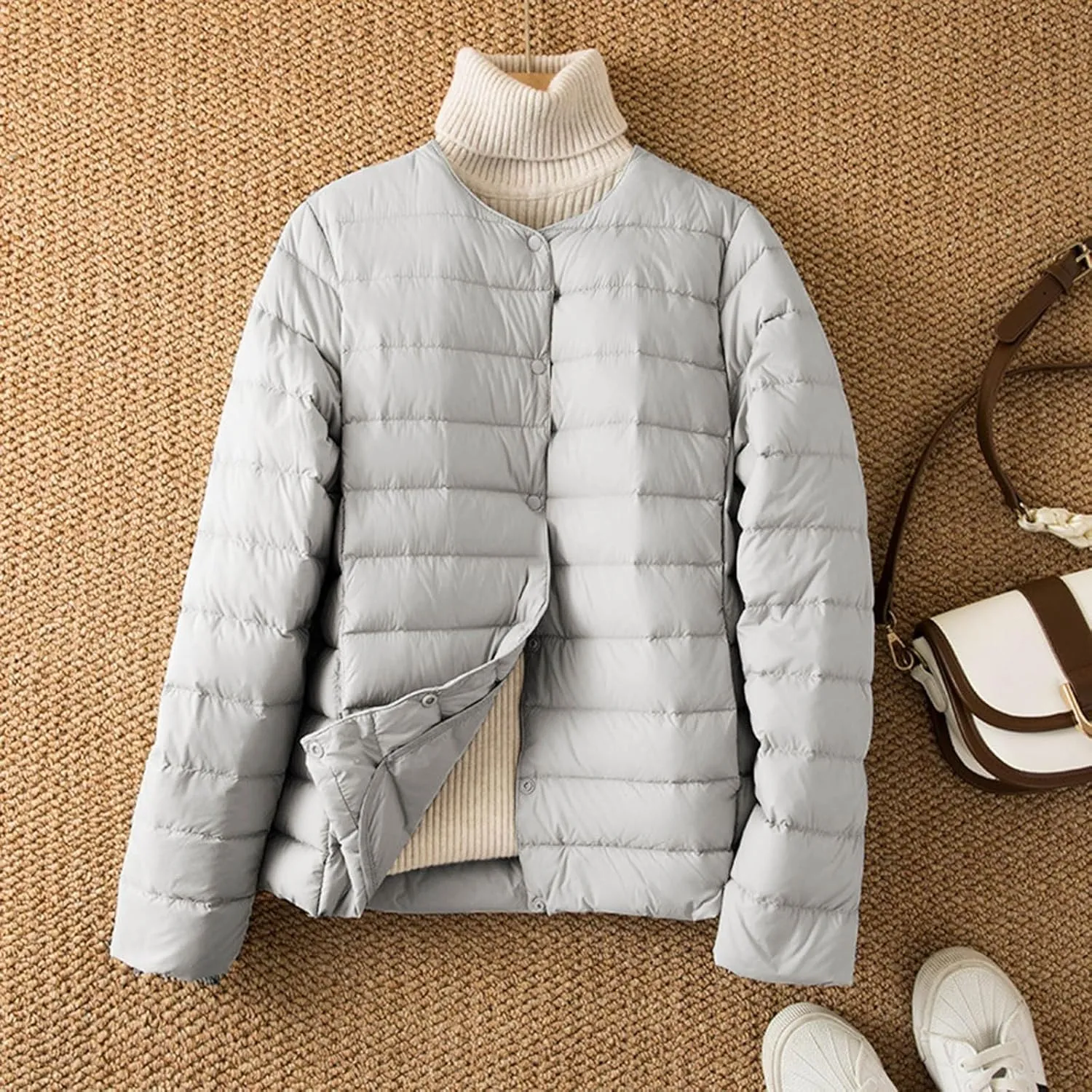 Packable Down Jacket for Women Lightweight Quilted Coat Portable Crewneck Long Sleeve Down Jackets Button Down