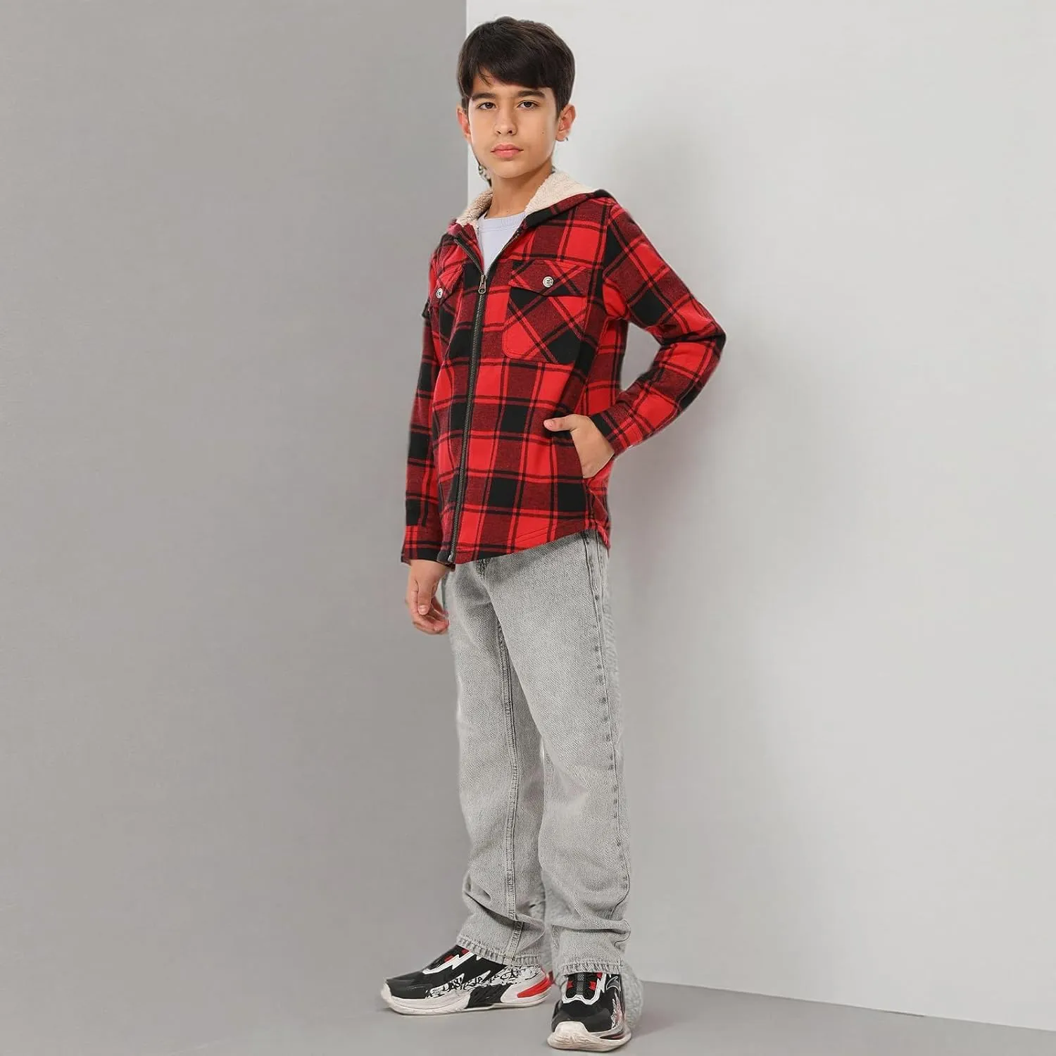 ThCreasa Boys Plaid Flannel Jackets Sherpa Lined Zip Up Long Sleeve Warm Flannel Shirt with Hood