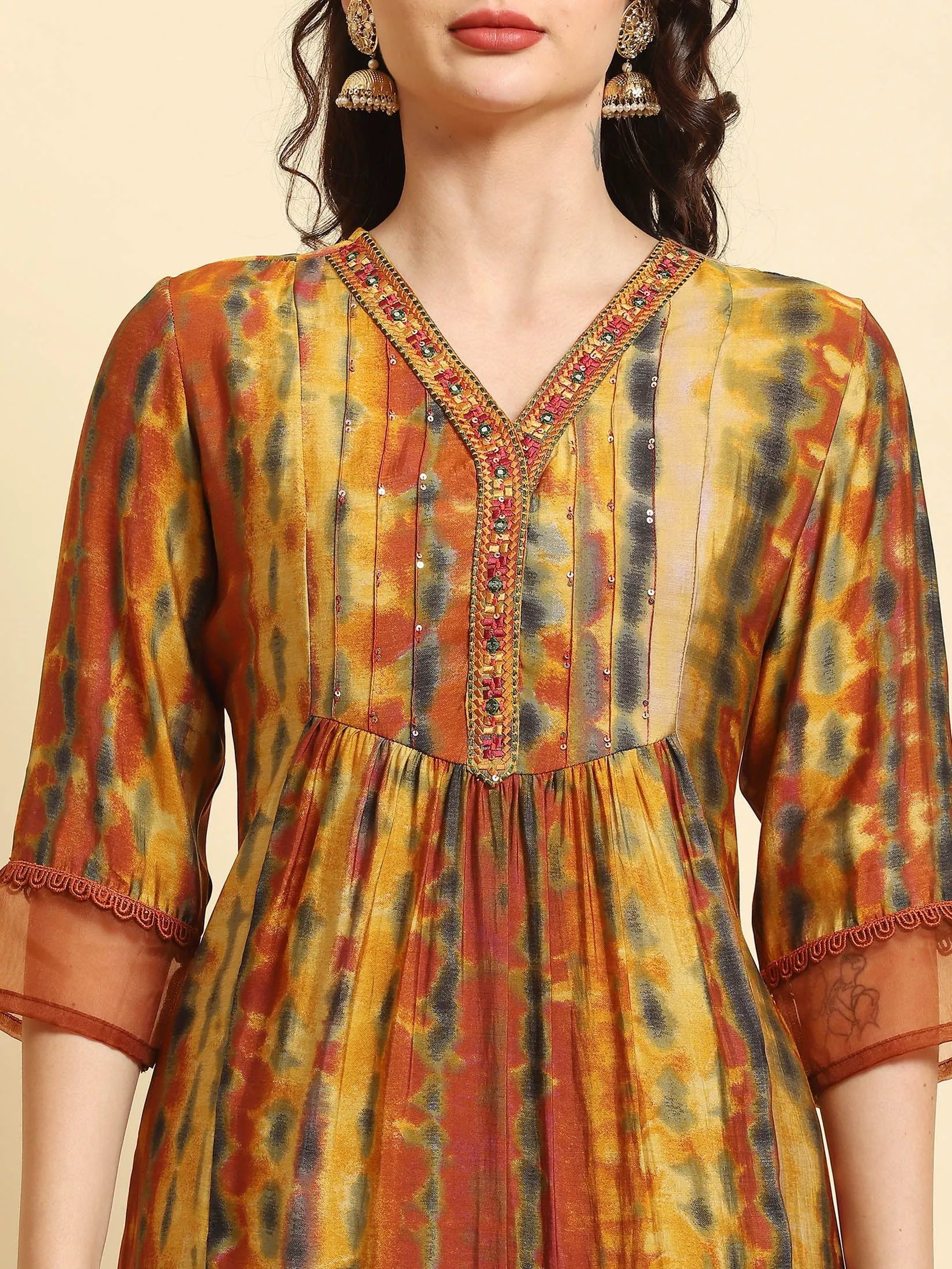 Women Rust Tie Dye Printed Kurta Comfort Pant Dupatta