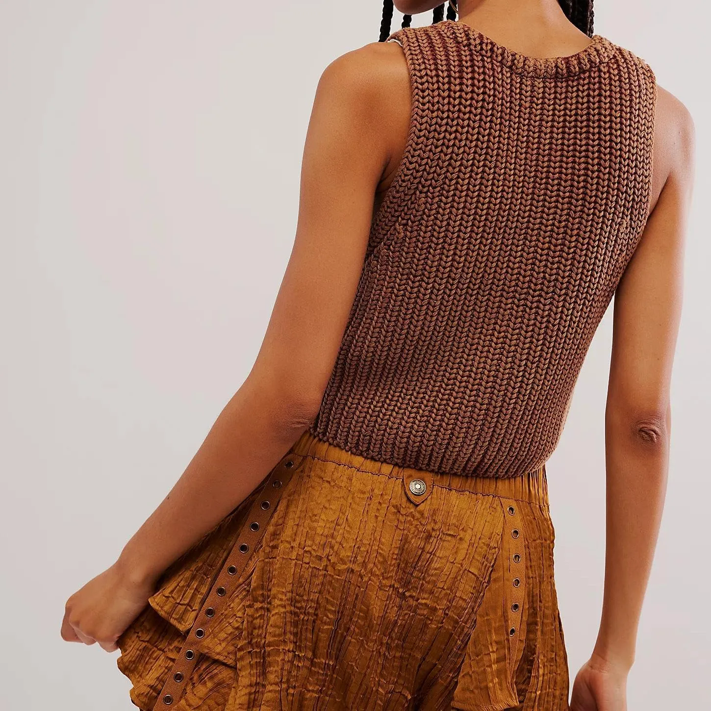 Women Y2k Button Down Chunky Knit Crop Sweater Vest Loose Sleeveless V Neck Open Font Button Front Cardigan Vest