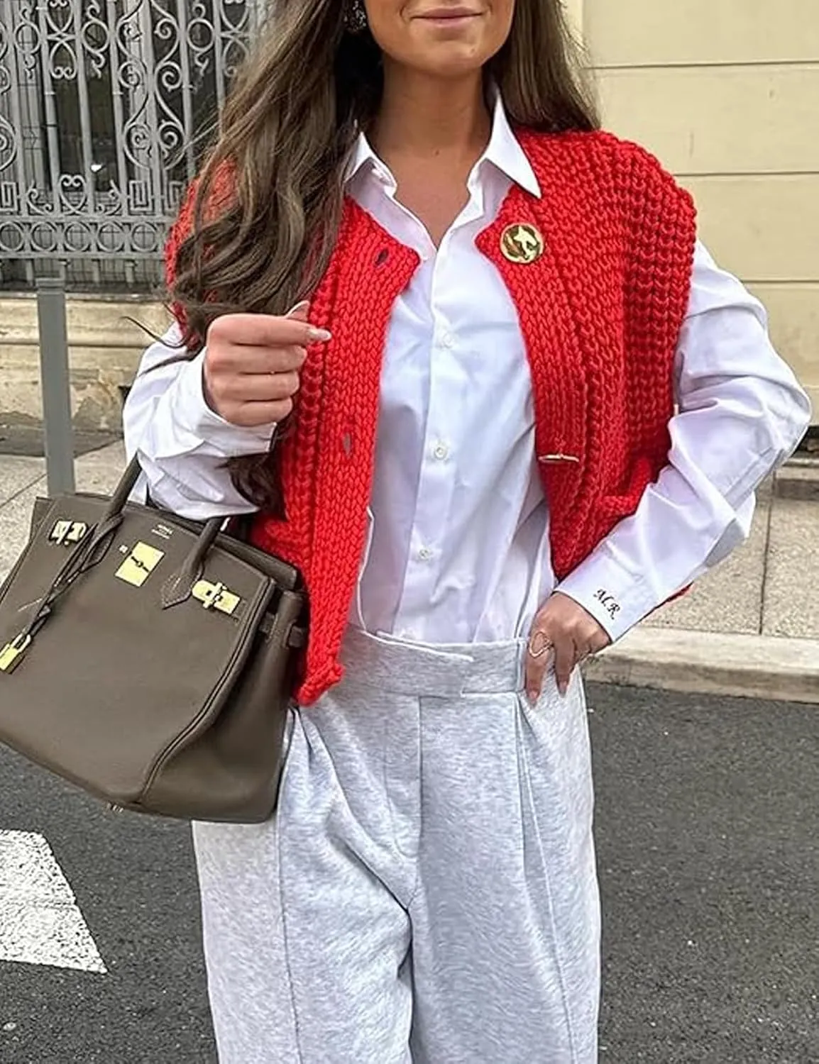 Women's Chunky Knit Vest Sleeveless Button Down Crochet Cropped Sweater Vest Tops with Pockets