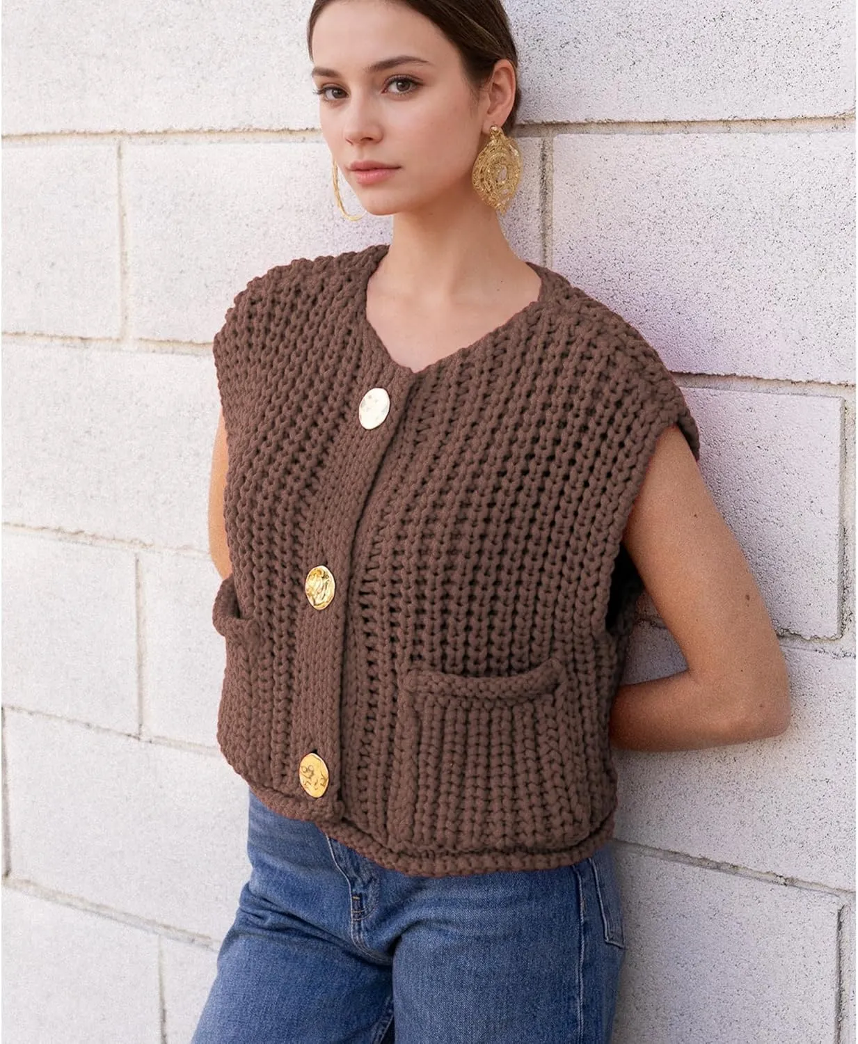 Womens Sleeveless Crop Chunky Knit Cardigan Sweater Vest Trendy Button Down Crochet Knitted Vest Top with Pockets