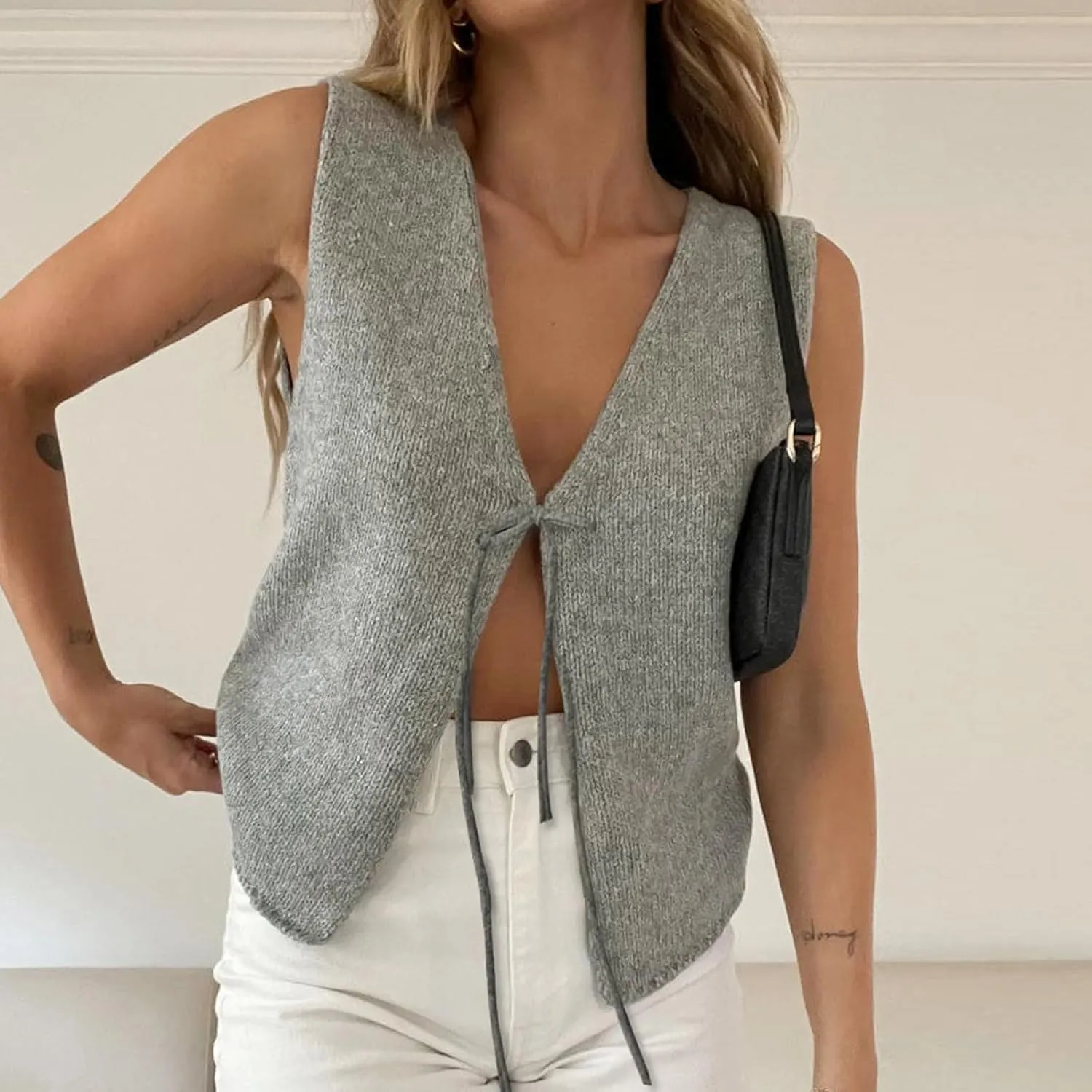 Women's Tie Front Crochet Sweater Vest Y2k Sleeveless Knit V Neck Top Casual Vintage Going Out Streetwear