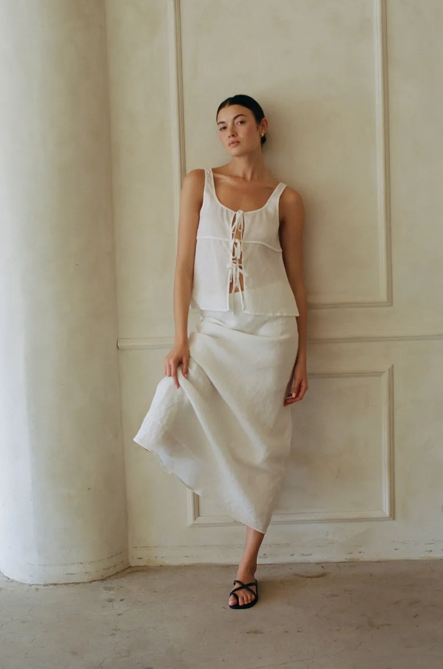 Woven Linen Front Ribbon Tie Detailed Top - White