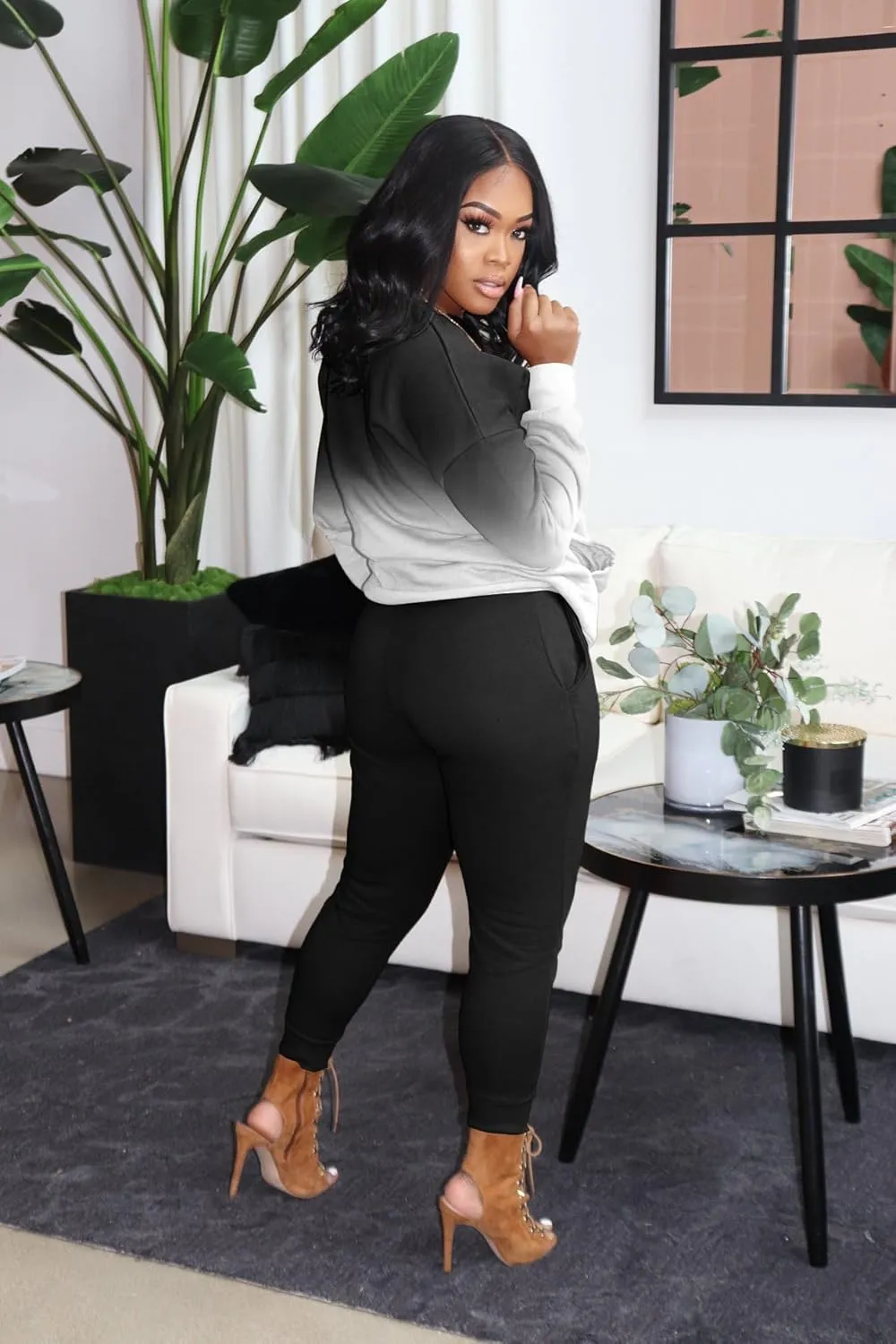 YeGine Womens 2 Piece Outfits Sweatsuits Casual Long Sleeve Jogger Tracksuits Lounge Sets With Pockets